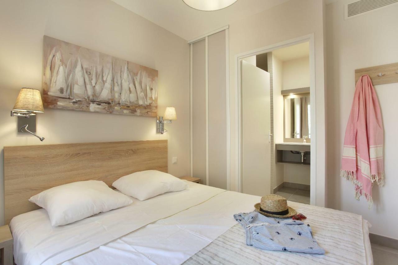 Residence Prestige Odalys Les Canissons Кавалере-сюр-Мер Екстериор снимка